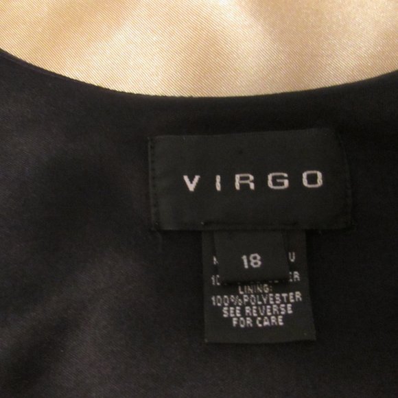 Classic Black Shell Tank Top - Picture 8 of 14